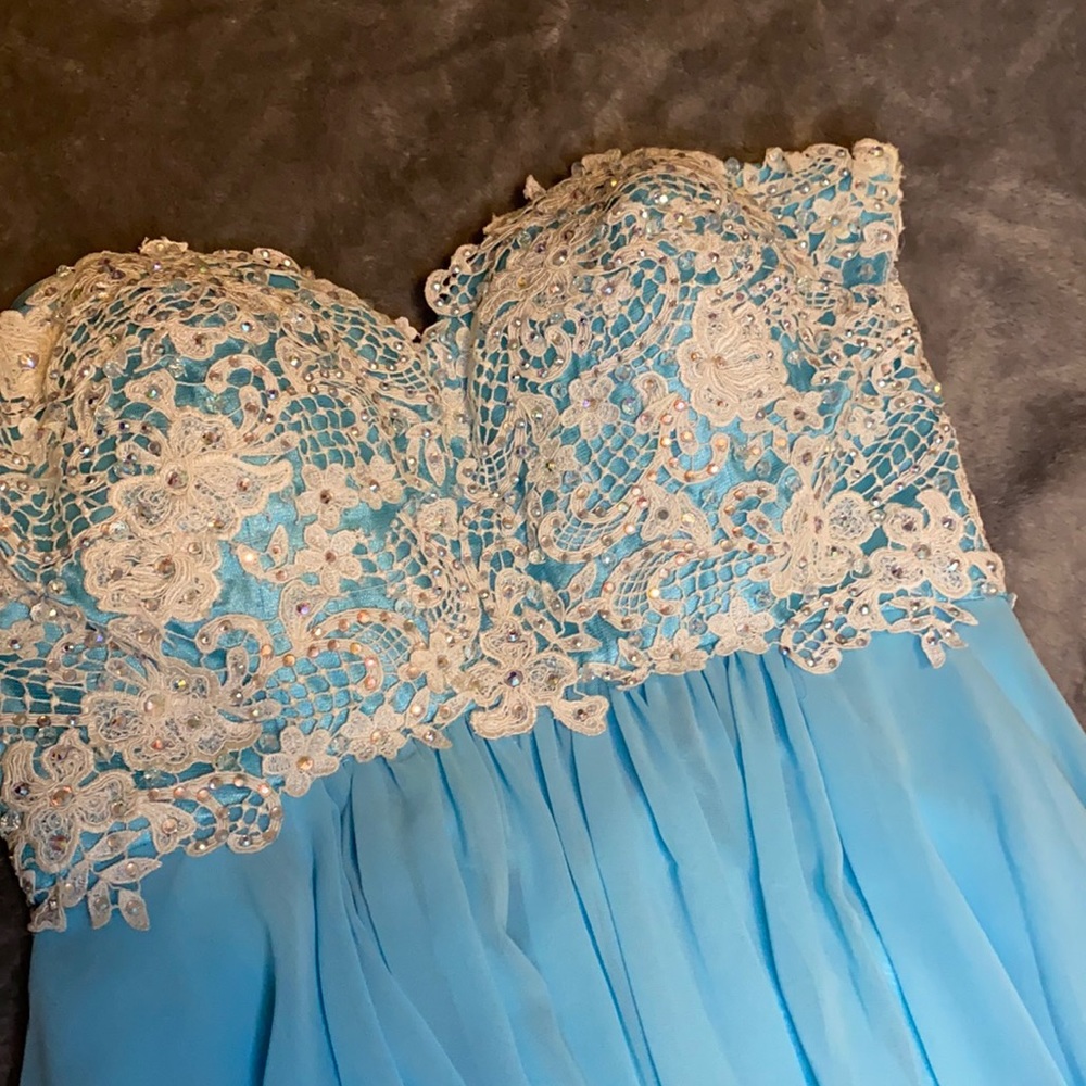 Strapless Formal Dress